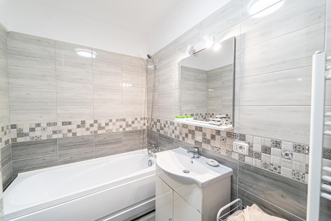 Apartament Delux Бакэу Экстерьер фото